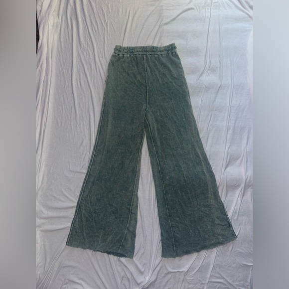 Three Bird Nest Relaxing Robin Wide Leg Pant NWOT - Picture 5 of 6